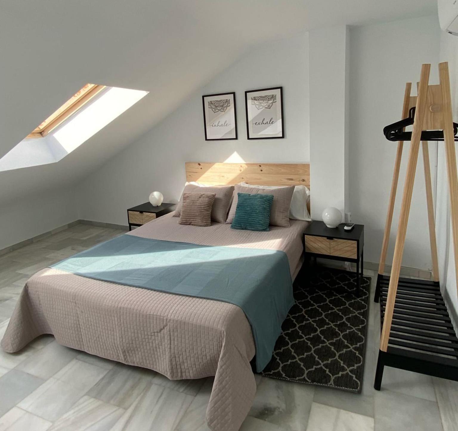 Mandala Attic Apartment มาลากา ภายนอก รูปภาพ