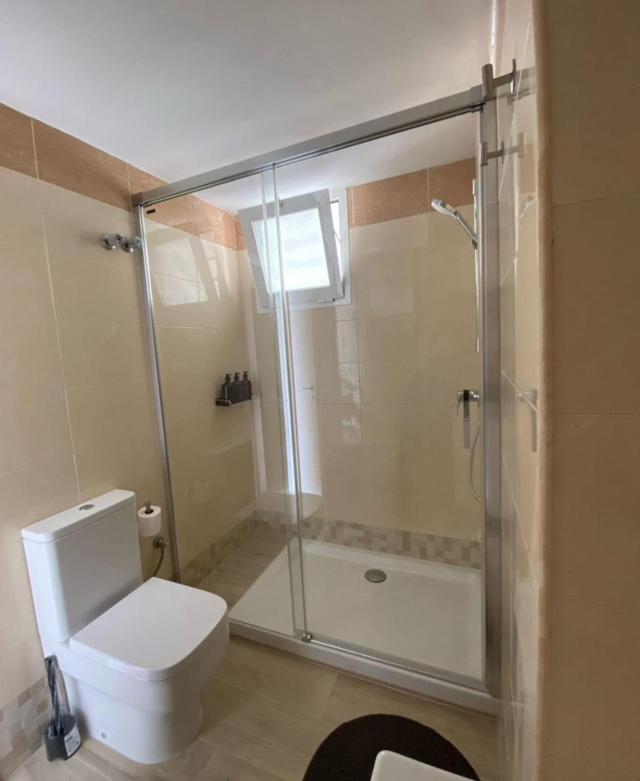 Mandala Attic Apartment มาลากา ภายนอก รูปภาพ